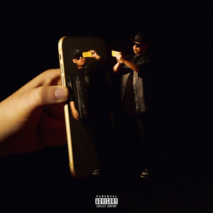 纲手巨胸被❌❌爆乳
